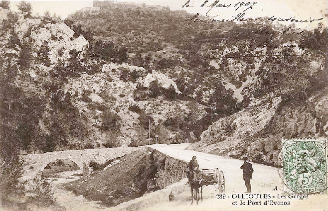 Gorge et pont evenos sans la maison